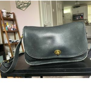Coach Vintage Leather CrossOver City Bag 9790